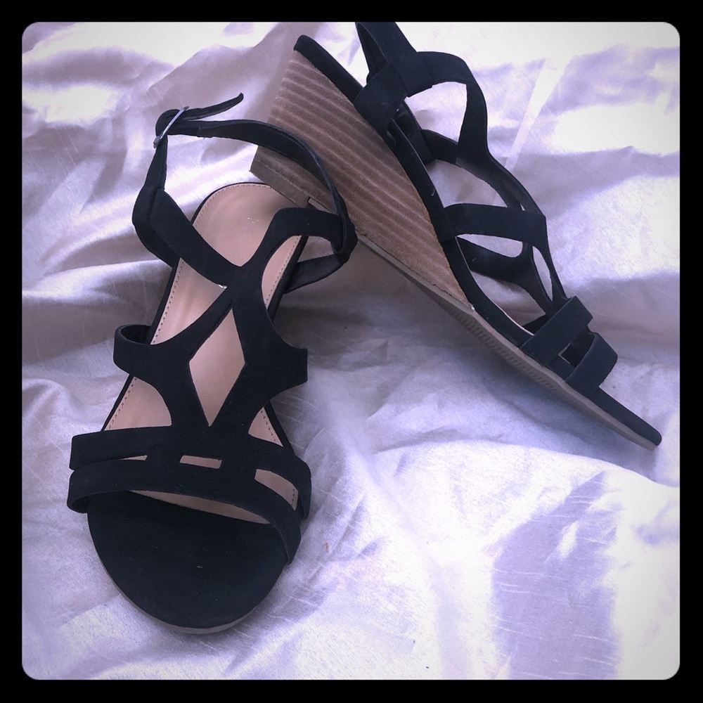 Pesáro wedge heels